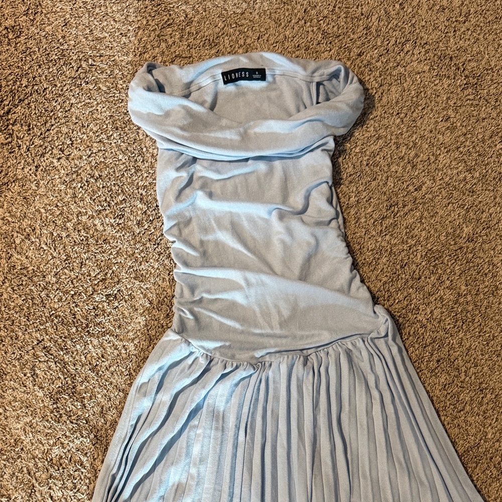 Lioness Strapless Light Blue Pleated Maxi Dress